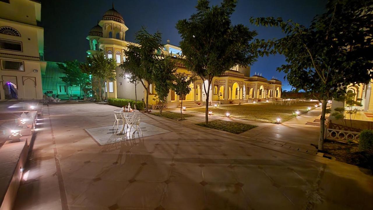Hotel The Grand Barso Bharatpur Exterior foto